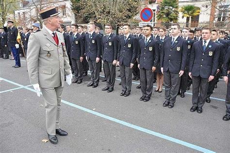 Lycées Militaires .